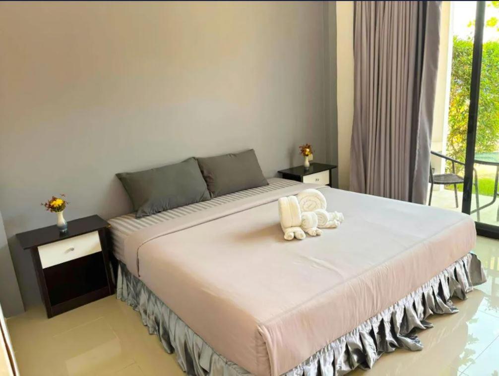 3 Tigers Chaweng Hotel